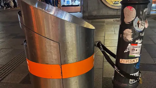 Даже урны на цепи: почему в центре Вены мусорные баки приходится приковывать